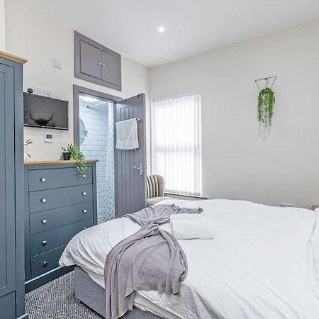3 Bedroom Holiday House 利物浦 外观 照片