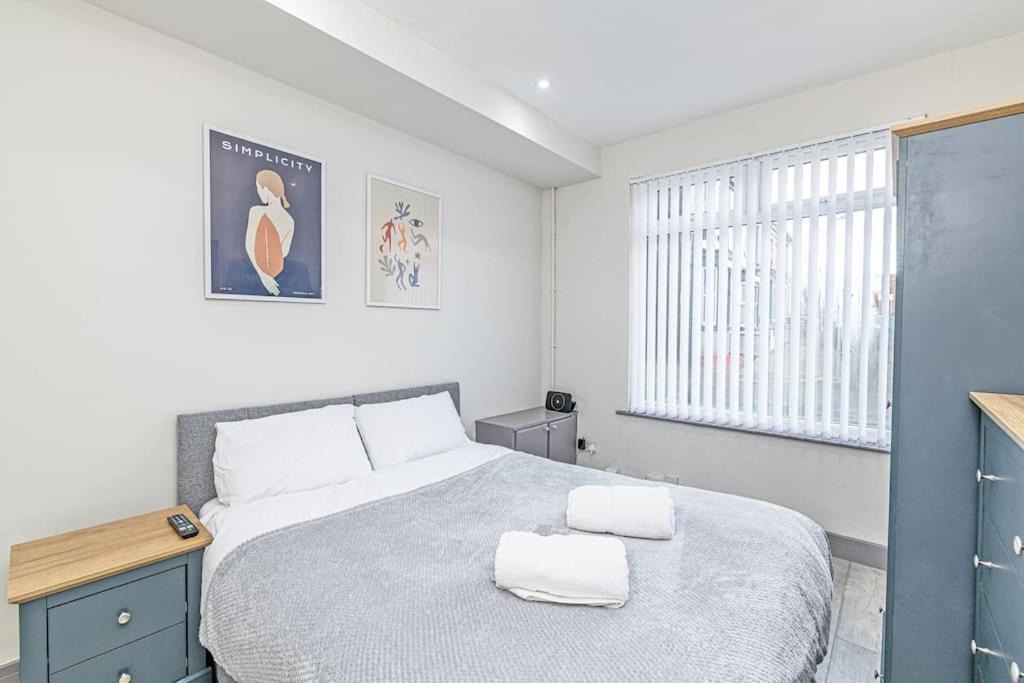 3 Bedroom Holiday House 利物浦 外观 照片